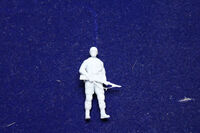 German WWII Fallschirmjager With Dropcontainer (7 Figures) - Image 1